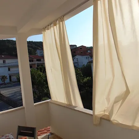 Apartman In 34614 Supetarska Draga